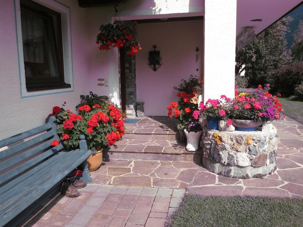 Gaestehaus Scharler Neukirchen am Grossvenediger Ngoại thất bức ảnh